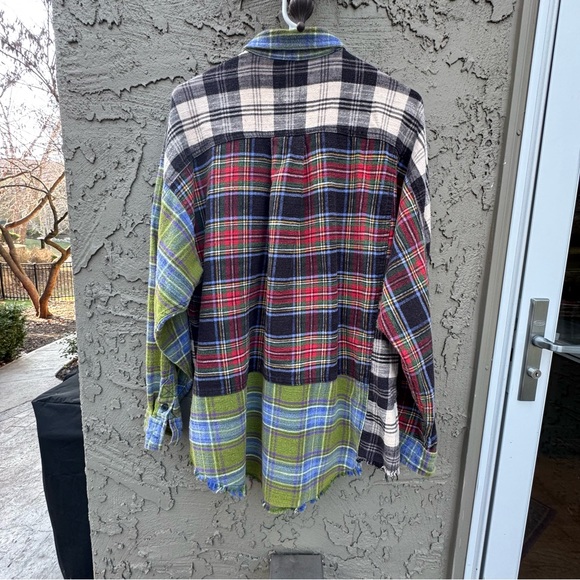 Urban Outfitters BDG Multicolor Plaid Women’s Button Up Shirt Size S - Picture 8 of 13